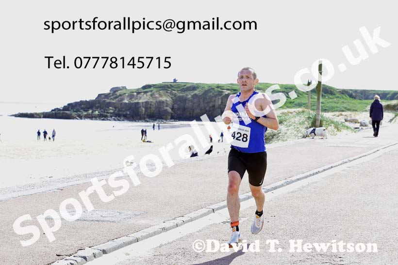 The 2024 Sand Dancer 10k Multi-Terrain, South Shields.  Photo: David T. Hewitson/Sports for All Pics